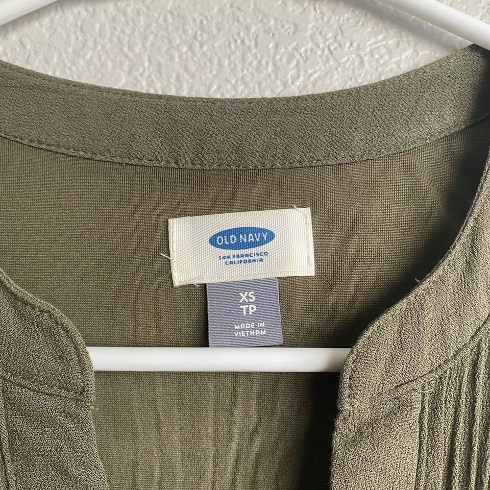 Olive Green Pleated Dress - Picture 3 of 3